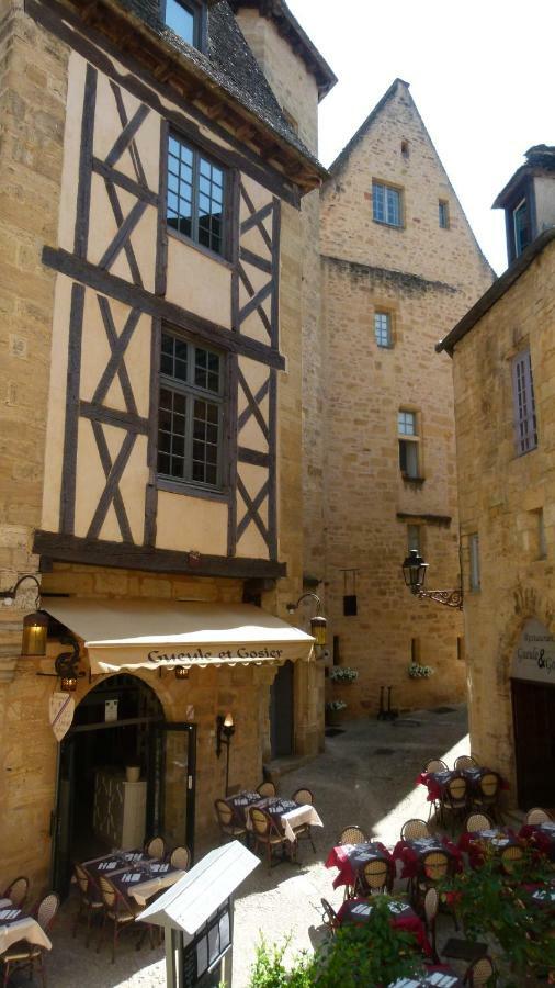 Les Toits De Sarlat Apartment ภายนอก รูปภาพ